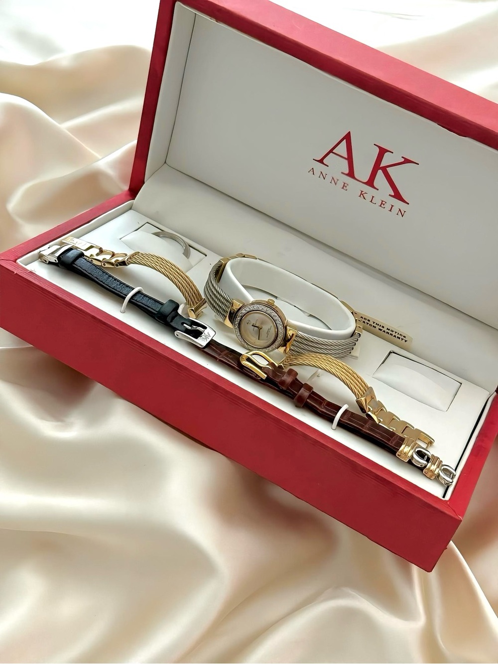 AUTHENTIC VINTAGE ANNE KLEIN INTERCHANGEABLE WATCH SET